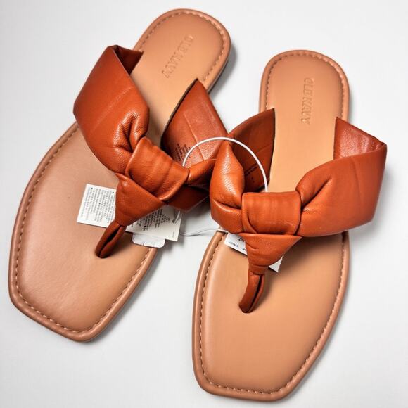 Old Navy Women's Low Heel Cognac Thong Sandals Sz 7 - Picture 1 of 7